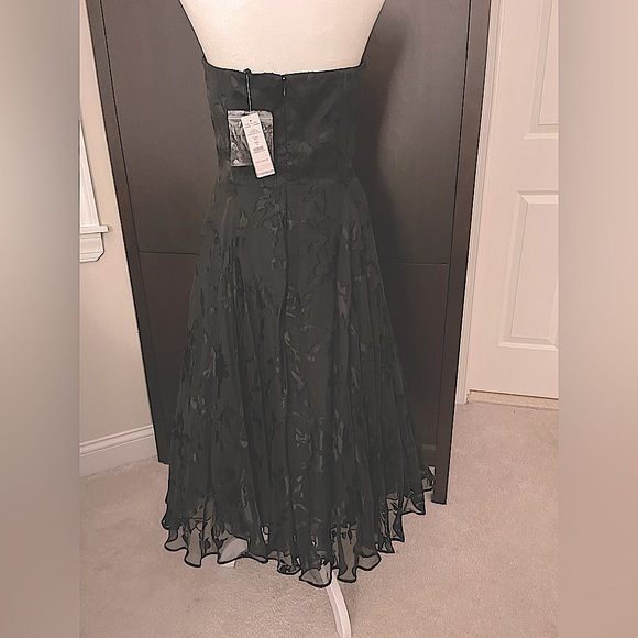 White House Black Market Strapless Jacquard Dress - Picture 3 of 4